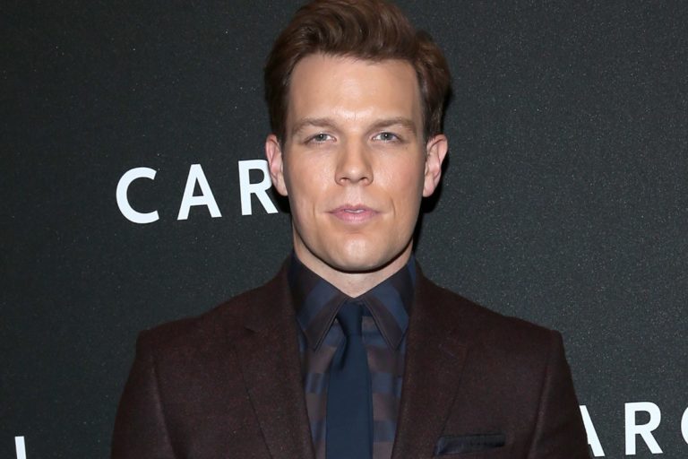 Jake Lacy Bio, Wife, Age, Height and Other Facts You Need To Know