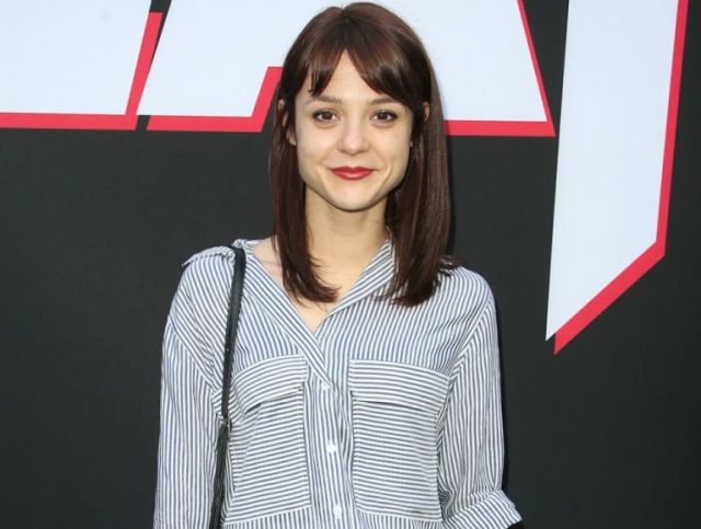 Kathryn Prescott Biography – 5 Fast Facts You Need To Know