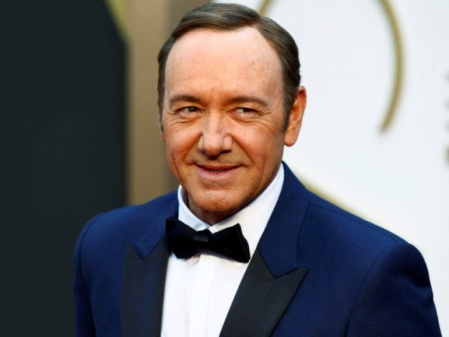 Kevin Spacey Wife, Gay, Married, Brother, Daughter, Girlfriend, Net Worth
