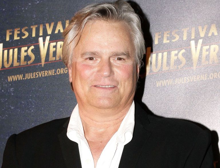 Richard Dean Anderson Daughter, Married, Wife, Family, Weight, Bio, Gay &qu...