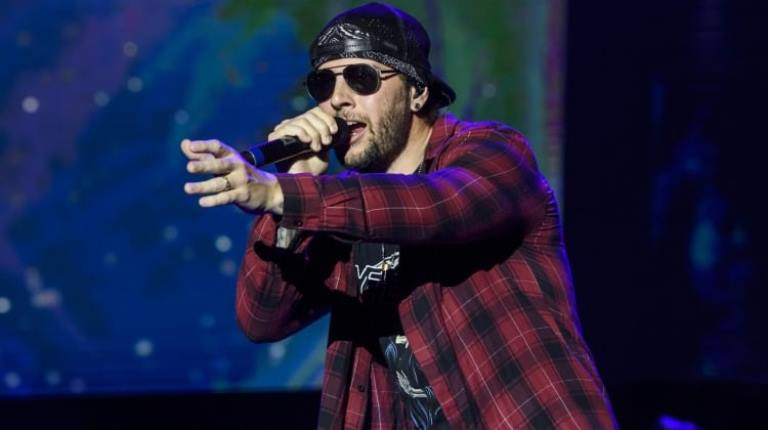 Is M Shadows Married? Who Are His Wife And Kids? Age, Bio