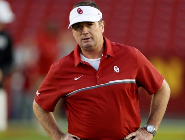 Bob Stoops Daughter, Wife, Sons, Brother, Family, Why Did He Retire?