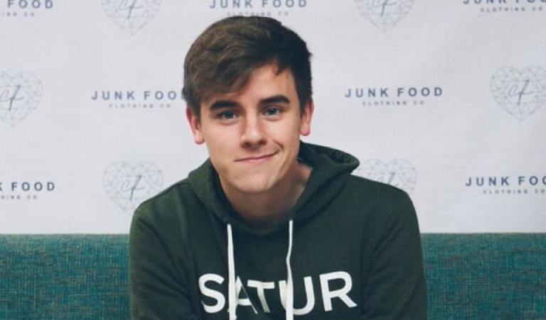 Who Is Connor Franta, Is He Gay? Who Is His Boyfriend? His Height And His Net Worth