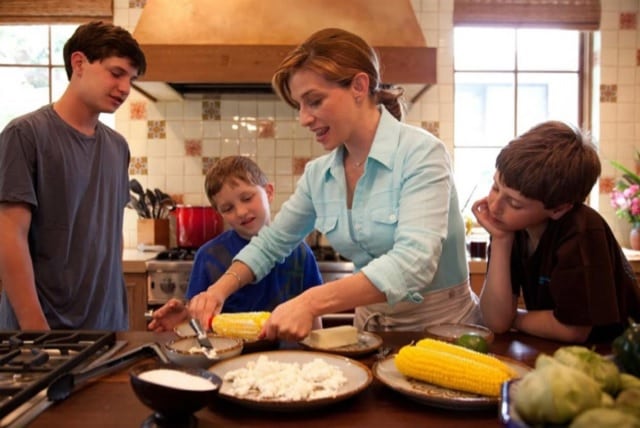 Pati Jinich Husband and Family, Who are Her Parents Siblings? 