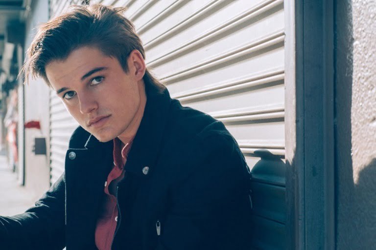 Kenny Holland – Biography, Facts and Everything You Need To Know